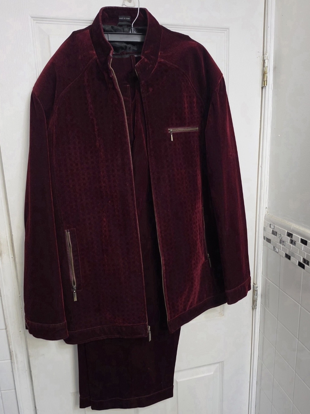 Pronti Men's Burgundy Velour 2 Piece Set XL 38x32